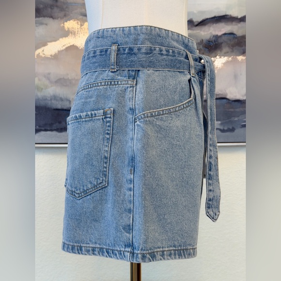 NWT Zara Women's High Rise Light Blue Denim Shorts - Picture 5 of 11